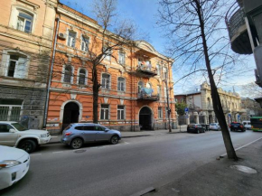 Cozy Apartment in Old Tbilisi
